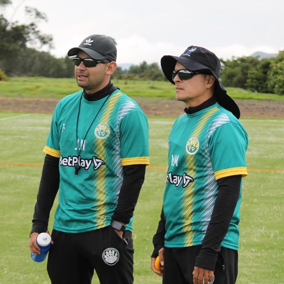 Camiseta Entreno Cuerpo técnico